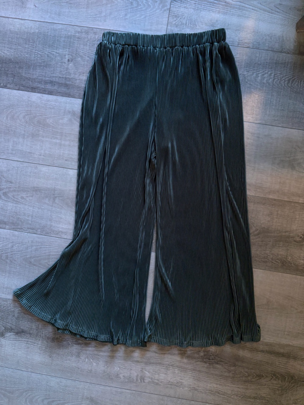 Dress Forum Olive Green Pleated Flare Pants